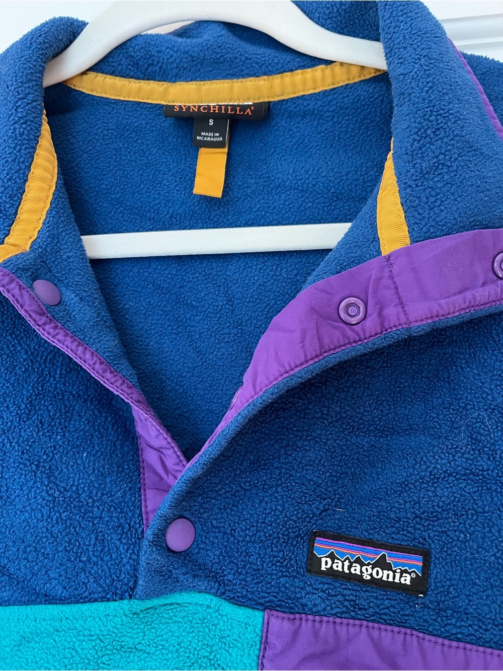 Patagonia Women’s Blue, Teal & Purple Synchilla Snap Pullover size small. - Picture 3 of 5